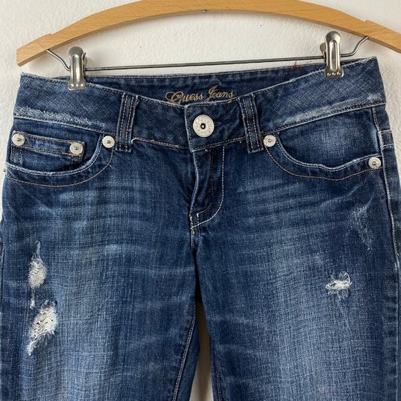 Guess Jeans Womens 27 x 32  Boot Cut Low Rise Med Wash Cotton Hipster Streetwear - Picture 2 of 10